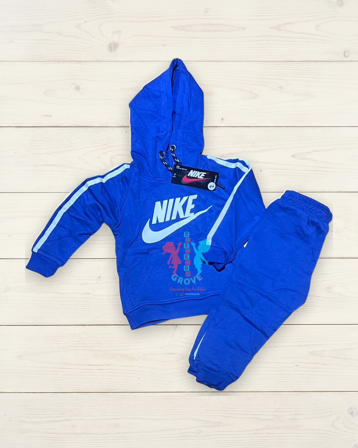 Nike Hoodie & Jogger Set